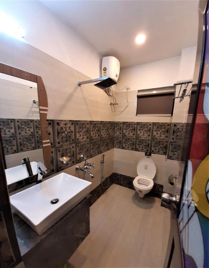 Отель Dora House Калькутта Экстерьер фото
